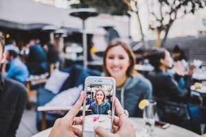 ¿Decir adiós a los celulares está cerca?: esta es la nueva tecnología que los reemplazará según Elon Musk