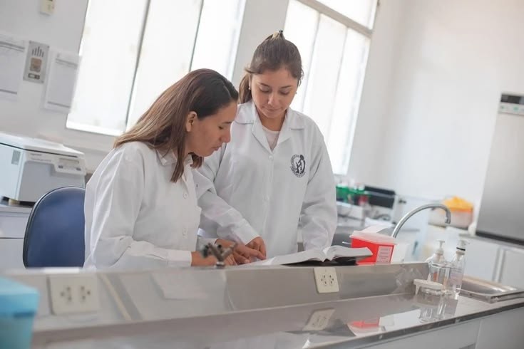 Inventoras pueden postular para representar al Perú en feria de tecnología en Corea